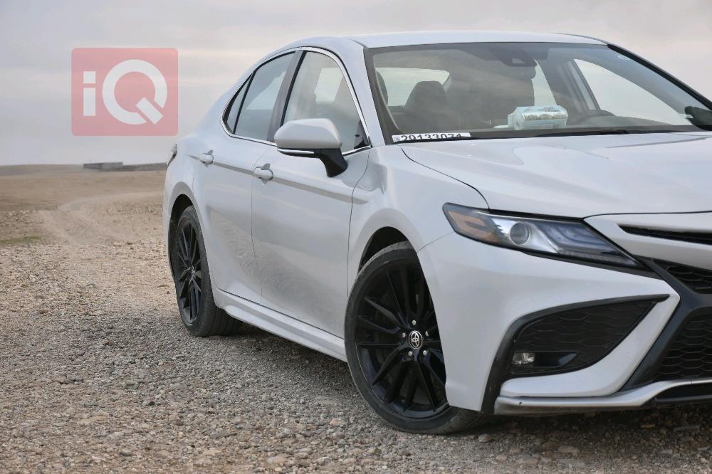 تۆیۆتا کامری